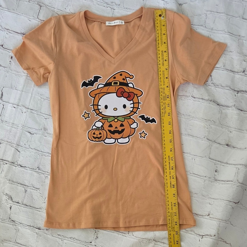 Hello Kitty Halloween Pumpkin Costume V-Neck Graphic Tee Orange Women Large